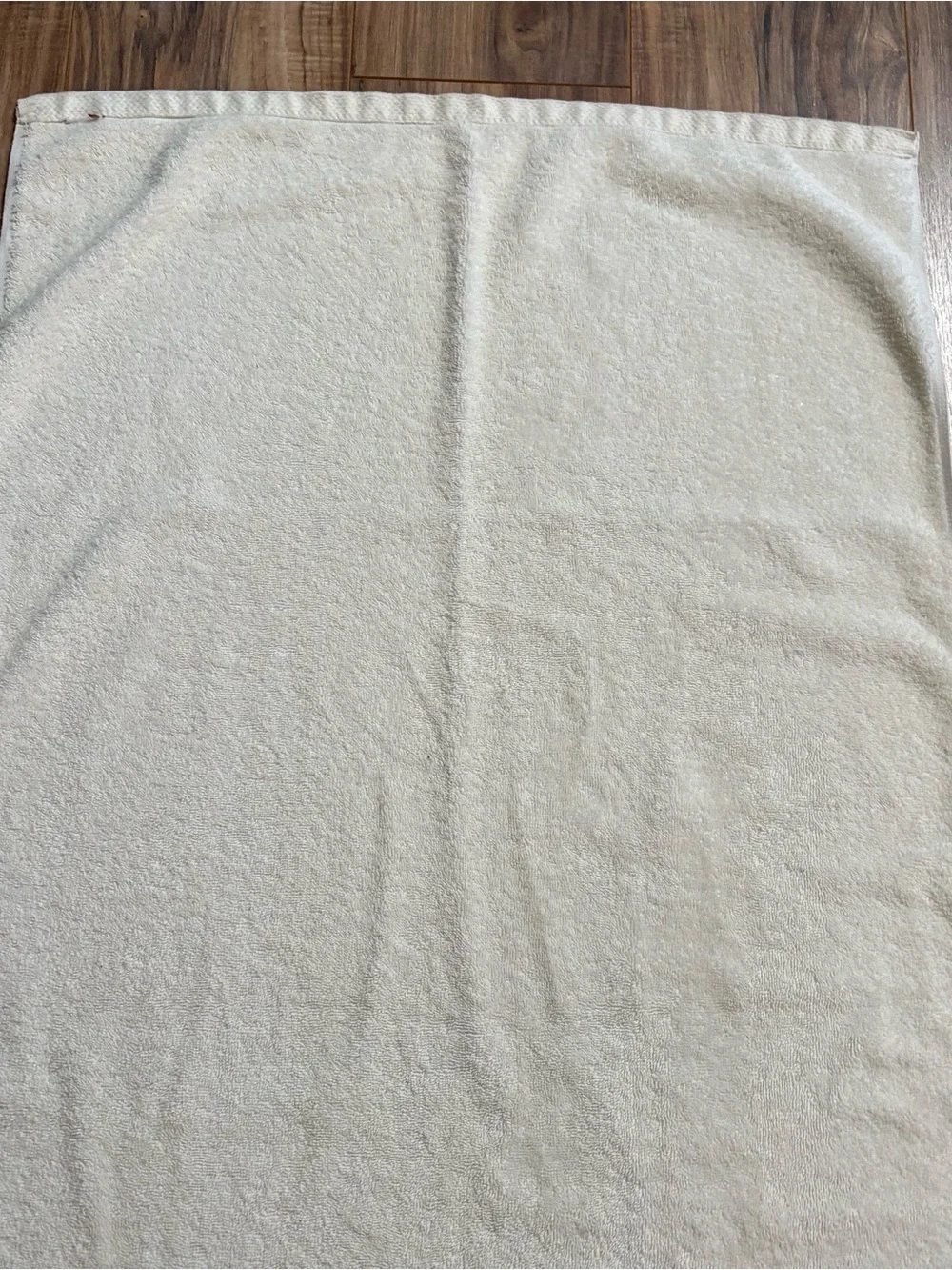 Avanti vintage towel